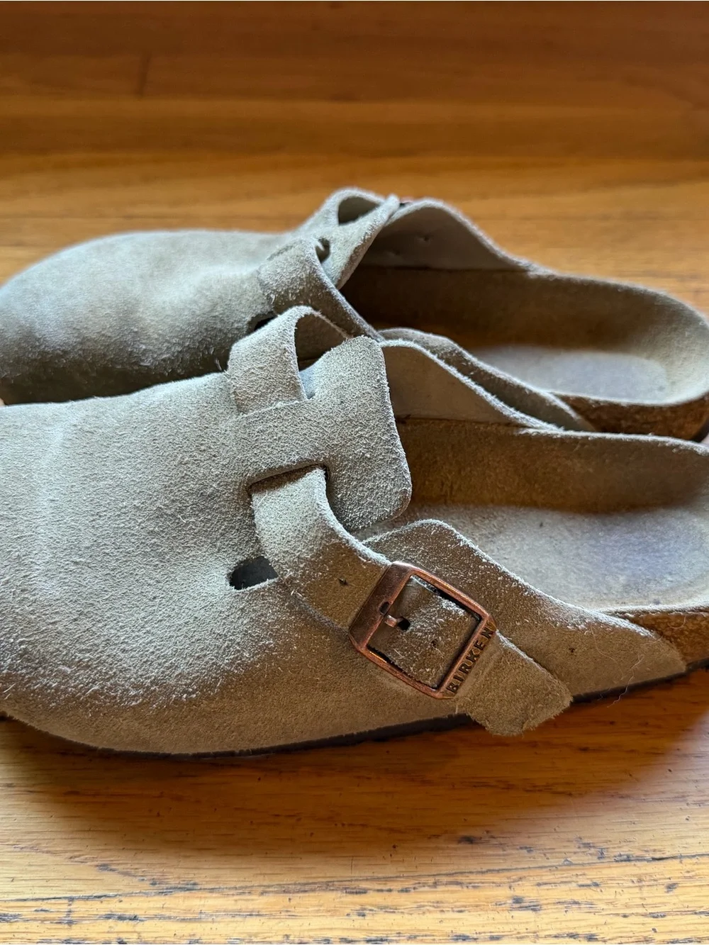 Birkenstock Kids Suede Slip-On Clog in Olive